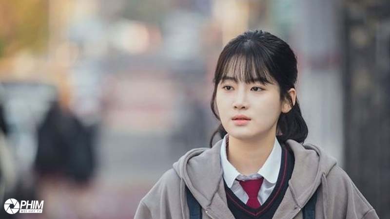 Kyung Soo-jin vai Choi Hong-joo