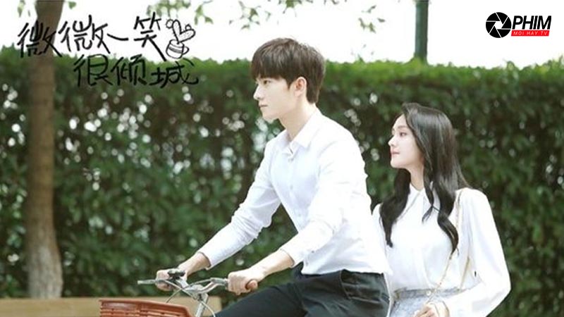 Những khoảnh khắc nhẹ nhàng nhưng đầy cảm xúc của đôi bạn trẻ từ thế giới ảo đến thế giới thực