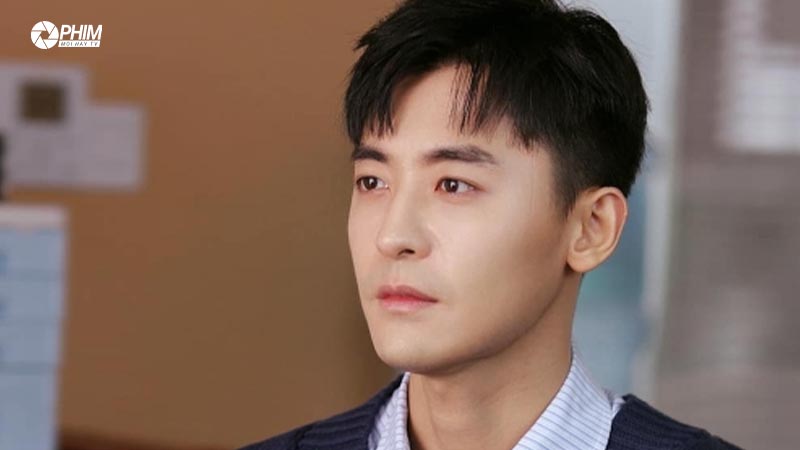 Triệu Chí Vỹ vai Cao Kiến Hồng