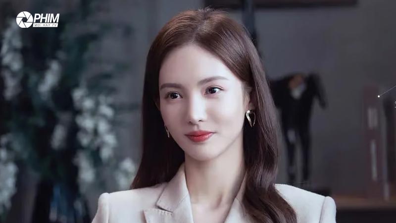 Kim Thần đảm nhiệm vai La Na