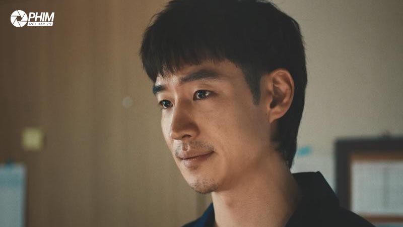 Lee Je Hoon trong vai Sang Gu