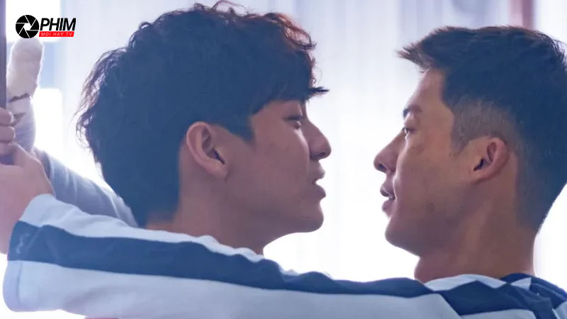 Kết hợp khéo léo với đề tài LGBTQ+
